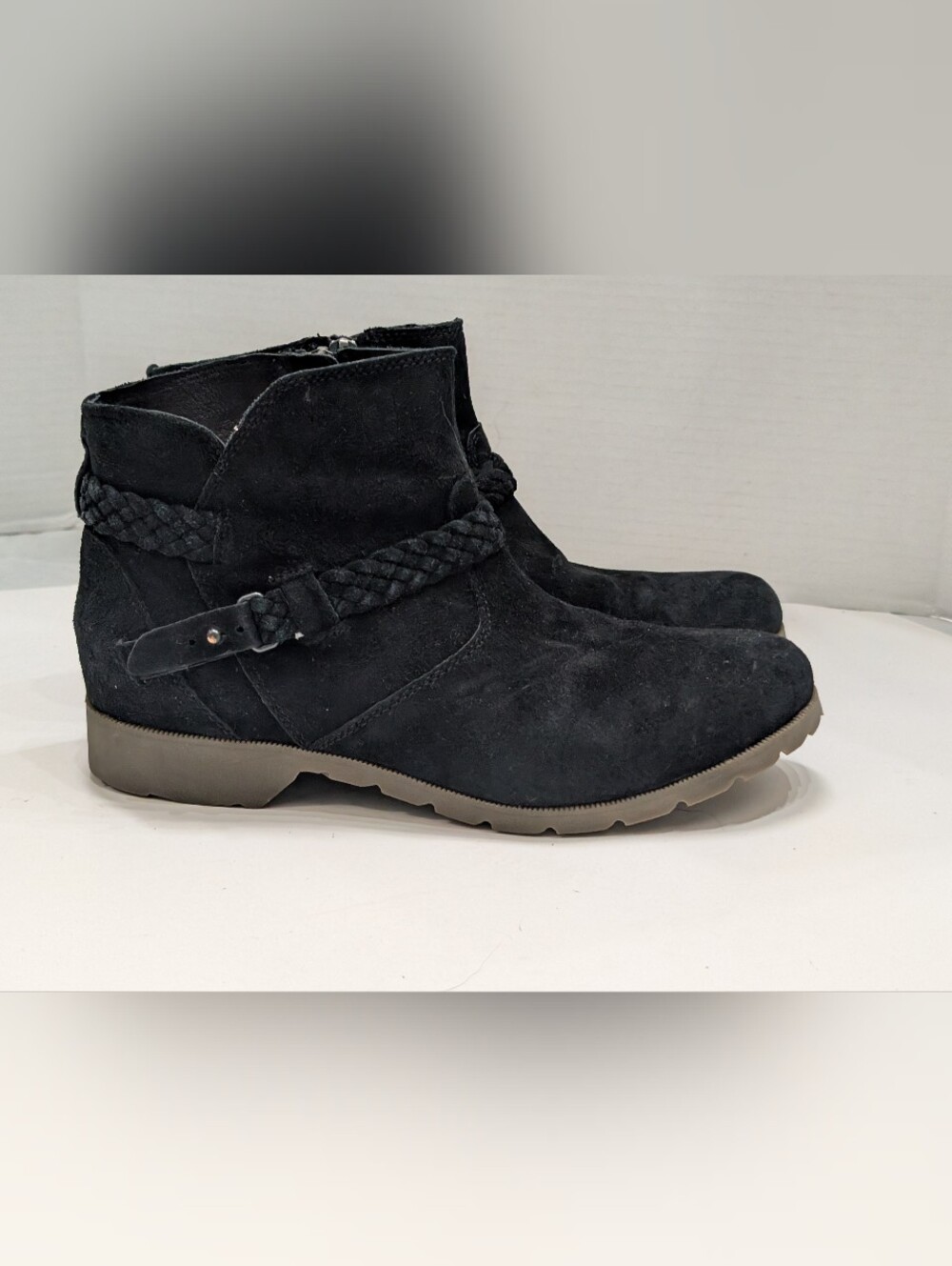 Teva Women's 9.5 De La Vina Boots Black Suede Leather Braided Side Zip Shoes
